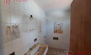 Casa  Apta Credito , Apta Desarrollo en Área Centro Este