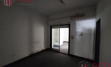 Casa  Apta Credito , Apta Desarrollo en Área Centro Este