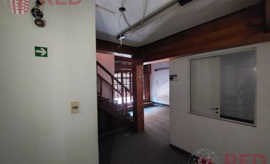 Casa  Apta Credito , Apta Desarrollo en Área Centro Este