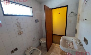 Casa  Apta Credito , Apta Desarrollo en Área Centro Este