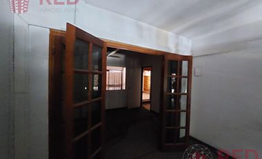 Casa  Apta Credito , Apta Desarrollo en Área Centro Este