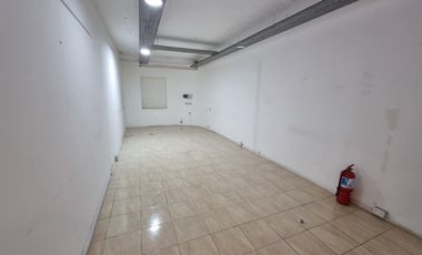 Local a la calle de 3 plantas en Retiro - Venta y Alquiler