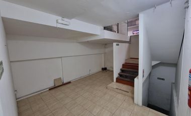 Local a la calle de 3 plantas en Retiro - Venta y Alquiler