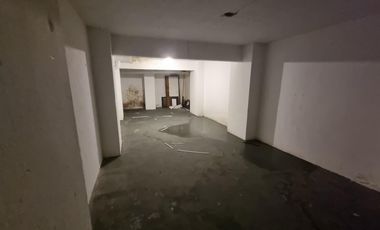 Local a la calle de 3 plantas en Retiro - Venta y Alquiler