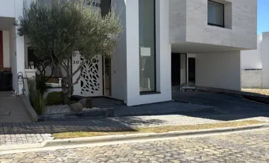 Casa en venta en Lomas de Angelópolis II, San Andrés Cholula, Puebla
