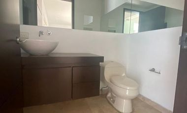 Venta de casa en Lomas del Bosque