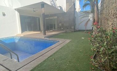 Venta de casa en Lomas del Bosque