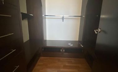 Venta de casa en Lomas del Bosque