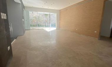 Venta de casa en Lomas del Bosque