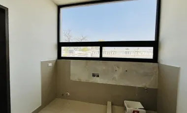 Edificio en renta en Obispado, Monterrey, Nuevo León
