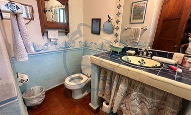 CASA EN VENTA CON VISTA A LA PEÑA DE BERNAL