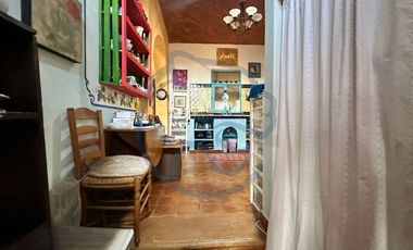 CASA EN VENTA CON VISTA A LA PEÑA DE BERNAL