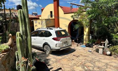 CASA EN VENTA CON VISTA A LA PEÑA DE BERNAL