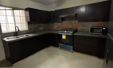 Casa en renta en Valle del Contry, Guadalupe, Nuevo León