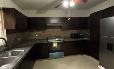 Casa en renta en Valle del Contry, Guadalupe, Nuevo León