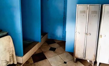 Terreno Amplio en El Llano con Construcciones para empresas