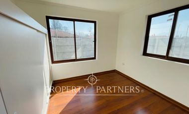 Santa Cruz, Casas Nuevas en Condominio