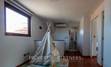 Se arrienda casa en sector parque Rojas Magallanes, cercano a cerro Panul.