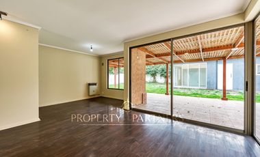 Casa acogedora en Condominio consolidado