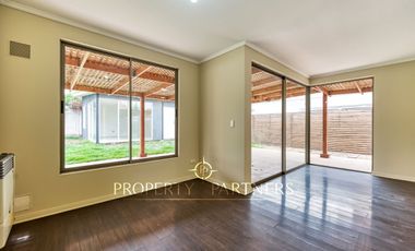 Casa acogedora en Condominio consolidado