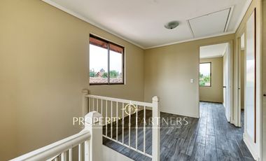Casa acogedora en Condominio consolidado