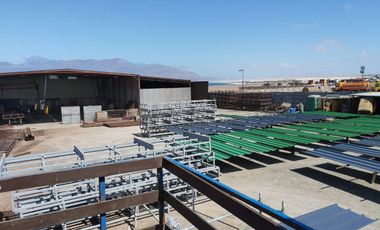 Propiedad comercial con galpón, Sector Bajos la Portada