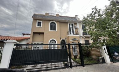 Casa en  Banfield
