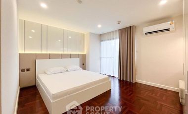 3-BR Condo at Richmond Palace Condominium near BTS Phrom Phong