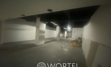 Renta Local Insurgentes | 240 m2 | Semi acondicionada