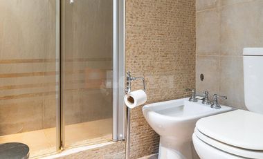 Casa de 3 ambientes con jardín y piscina - Lanús Oeste