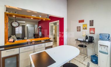 Casa de 3 ambientes con jardín y piscina - Lanús Oeste