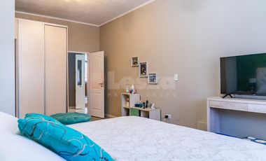 Casa de 3 ambientes con jardín y piscina - Lanús Oeste