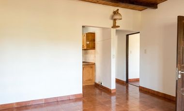 Casa en venta en Aristóbulo del valle sobre colectora