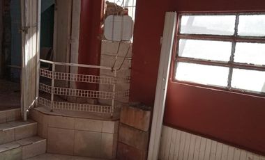 VENTA PH A REFACCIONAR EN  MUY BUENA UBICACION LIBERTAD MERLO