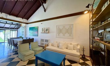 Venta casa 4 ambientes con jardín y pileta en Olivos