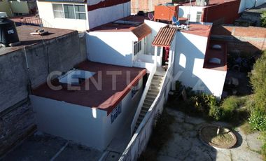 Venta de casa con departamentos en Puebla Col. Resurgimiento