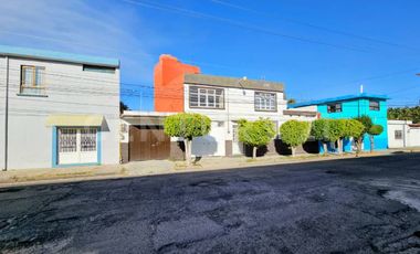 Venta de casa con departamentos en Puebla Col. Resurgimiento