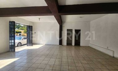 Local en renta en calle Jose Antonio Diaz # 42, Centro de Colima, Colima
