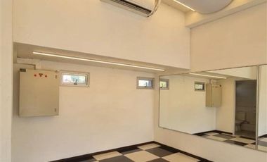 Local Comercial en Arriendo en Entre Vitacura y Las Hualtatas