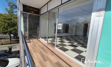 Local Comercial en Arriendo en Entre Vitacura y Las Hualtatas