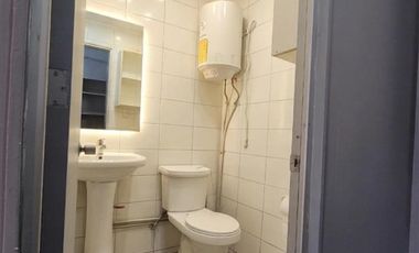 Local Comercial en Arriendo en Entre Av. Vitacura y Calle Las Hualtatas