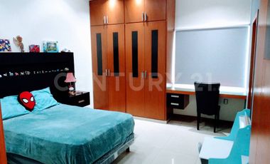 Casa en Renta en Residencial Esmeralda Norte, Colima, Col.