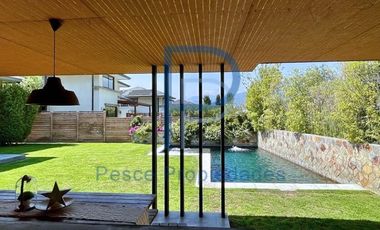 ESPECTACULAR CASA EN CONDOMINIO FAMILIAR CON SEGURIDAD 24/7