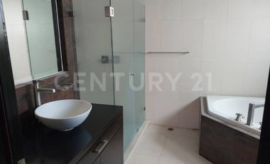 Casa en Renta en Residencial Esmeralda Norte, Colima