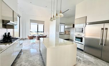 EMPIRE PENTHOUSE / SANTA MARIA / VENTA