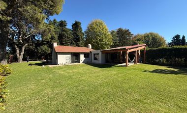 Casa a la venta en zona Highland park, Pilar
