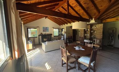 Casa a la venta en zona Highland park, Pilar