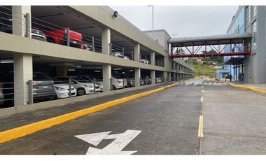 ARRAIJAN / WESTLAND MALL / LOCAL COMERCIAL / 465M / PLANTA BAJA