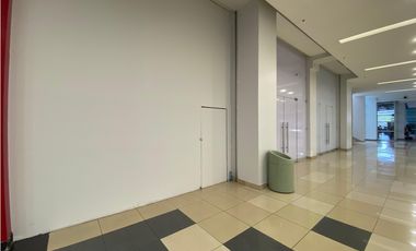 ARRAIJAN / WESTLAND MALL / LOCAL COMERCIAL / 60M / PLANTA BAJA