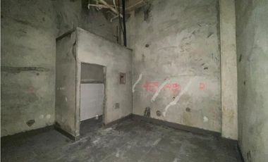 ARRAIJAN / WESTLAND MALL / LOCAL COMERCIAL / 60M / PLANTA BAJA